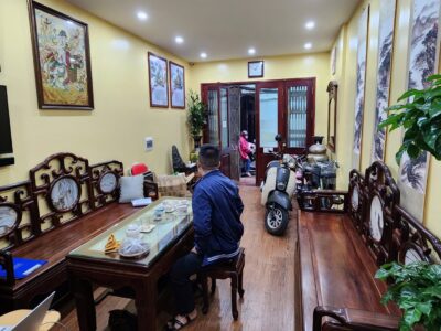 Bán nhà ngõ 69 thái hà đống đa – 49m² x 5 tầng – mặt tiền 3.3m – nhà đẹp ở ngay – chỉ 11 tỷ